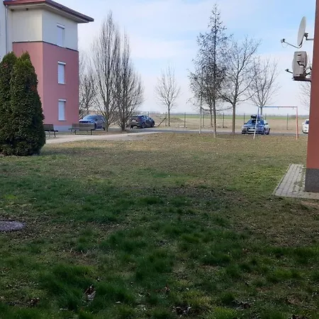 Petno Apartman Appartement *